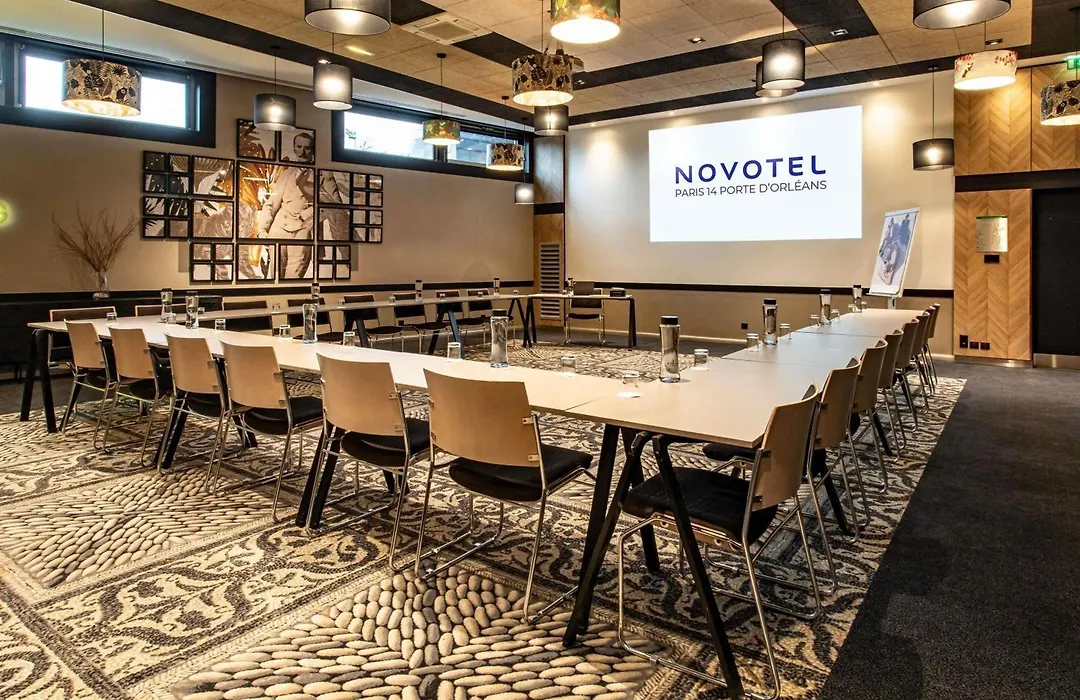 Novotel Paris 14 Porte D'Orleans-1